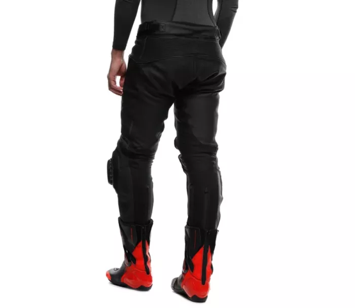 Pánske kožené nohavice Dainese DELTA 4 PERF. BLACK