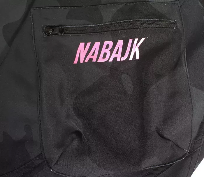 Dámske kraťasy Nabajk Trautenberk black camo/old pink